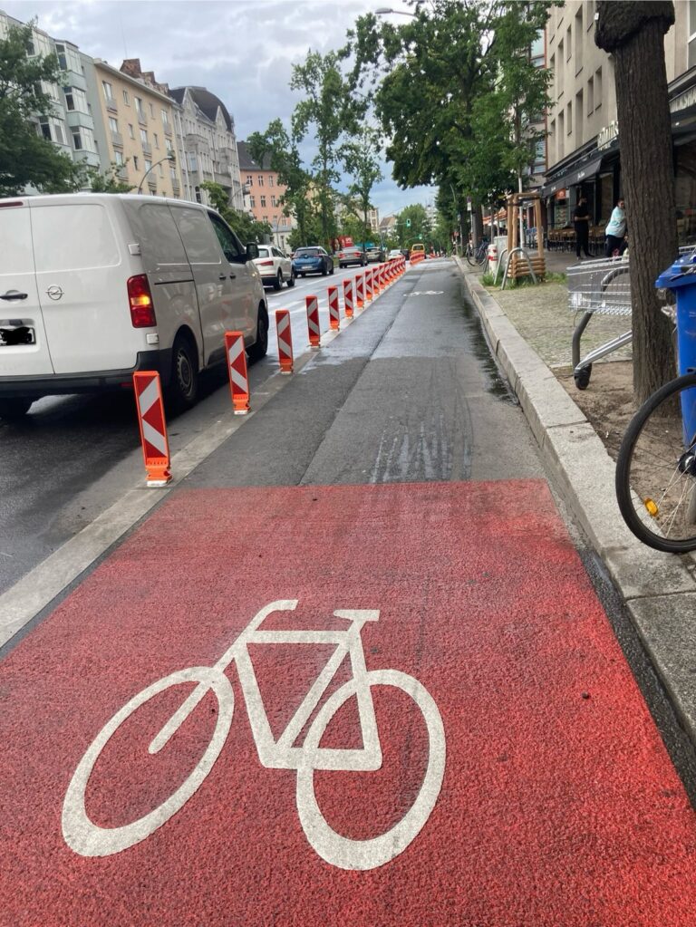 Grüne ziehen positive Bilanz für 2024: Tempelhof-Schöneberg beim Radwegeausbau an der Spitze