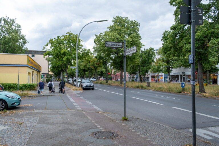 Mariendorfer Damm endlich sicher queren: Eine Ampel für den Fuß- und Radverkehr